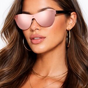 Stylish Rose Gold Sunglasses